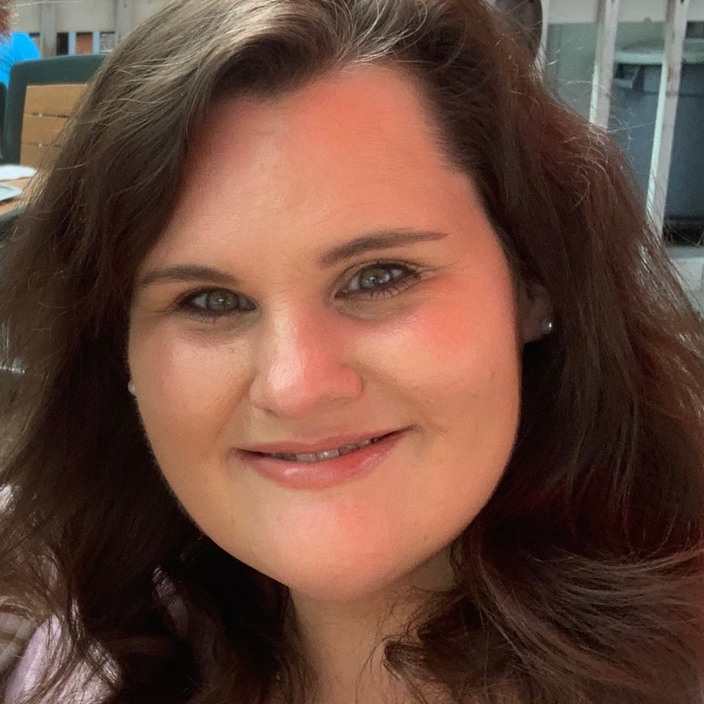 Meet your Posher, Lynnette